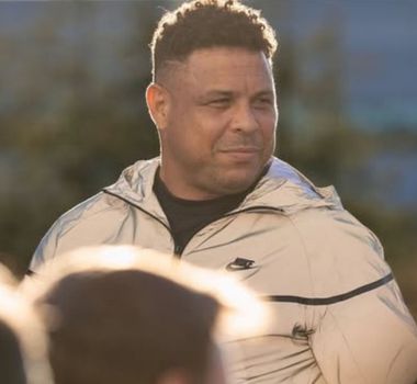 Imagem - Ronaldo Fenômeno é flagrado embriagado e revolta torcedores do Valladolid após nova derrota