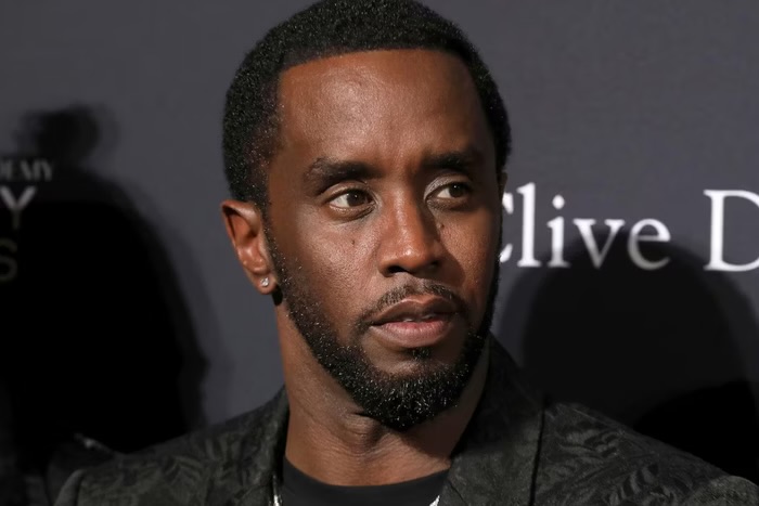 Cantor e magnata da música, P. Diddy começa a ser julgado nesta segunda-feira (5) por crimes sexuais e pode ser condenado à prisão perpétua.