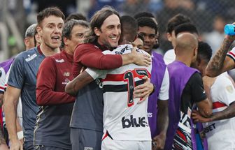 André Silva brilha, São Paulo vence Alianza e segue invicto na Libertadores