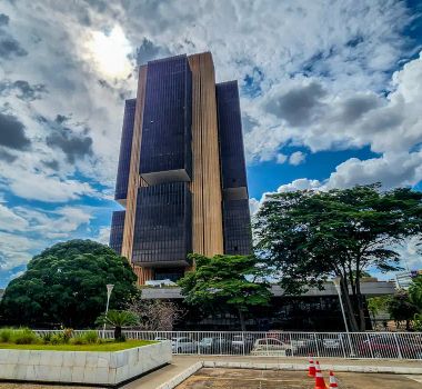 Imagem - Copom eleva juros básicos da economia para 14,75% ao ano