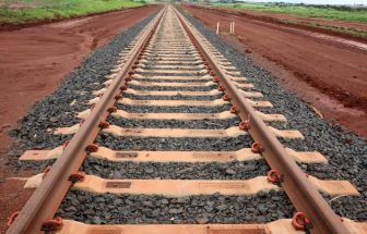 Governo quer leiloar ferrovia EF-118 ainda neste ano, diz ministro