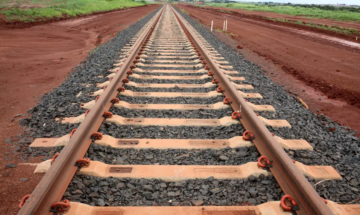 Estrada de ferro deve promover a integração da malha do Sudeste -