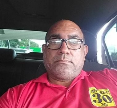 Imagem - Taxista morto em tiroteio na João Paulo II trocava pneu na loja quando crime aconteceu