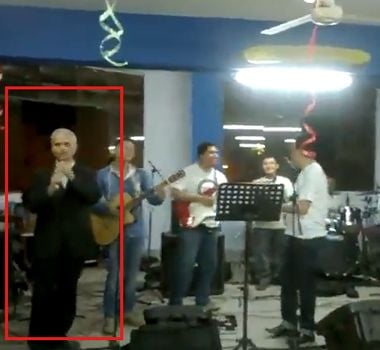 Imagem - Vídeo de novo papa Leão XIV cantando e dançando em uma festa no Peru viraliza; assista