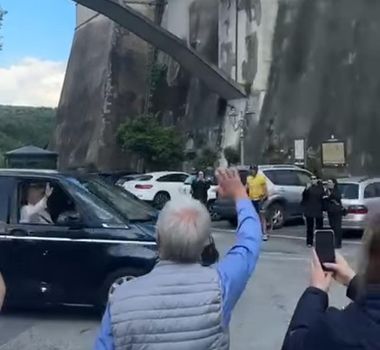 Imagem - Papa Leão XIV faz primeira visita surpresa fora de Roma