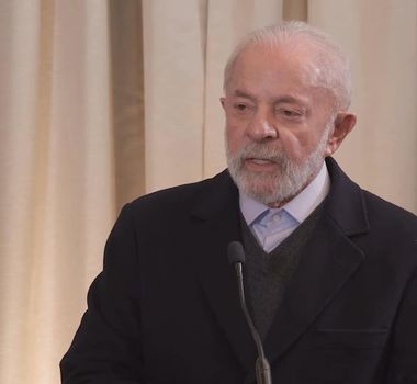 Imagem - Lula vincula fraude no INSS a Bolsonaro e diz não fazer pirotecnia na investigação