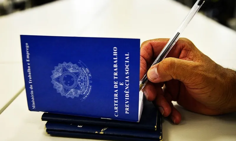 Trabalhador poderá utilizar vínculo empregatício para conseguir empréstimos