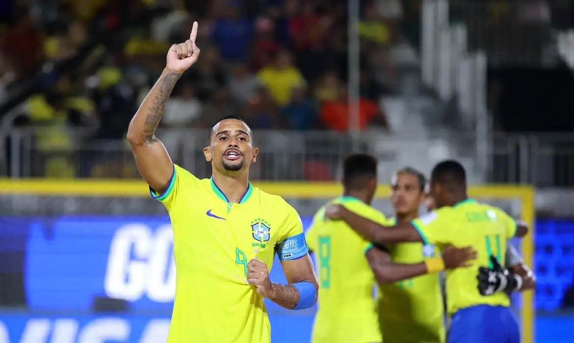 O Brasil conquistou seu sétimo título mundial de futebol de areia.
