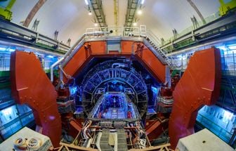 Como cientistas conseguiram transformar chumbo em ouro