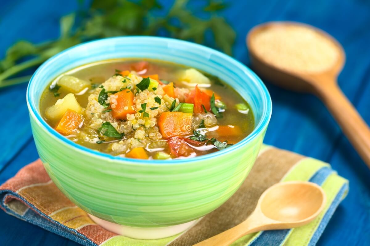 Imagem - 7 sopas ricas em proteínas para começar a semana