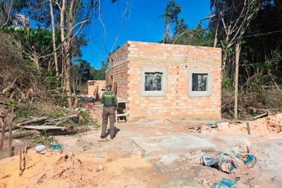 Ibama realiza operação de combate a desmatamento e grilagem em Alter do Chão - 