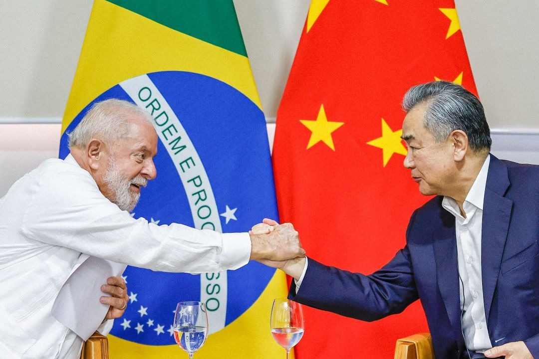 Imagem - China critica Trump e sai em defesa do Brasil após tarifa de 50%