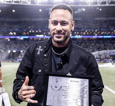 Imagem - Neymar viaja com o Santos e pode voltar aos gramados pela Copa do Brasil