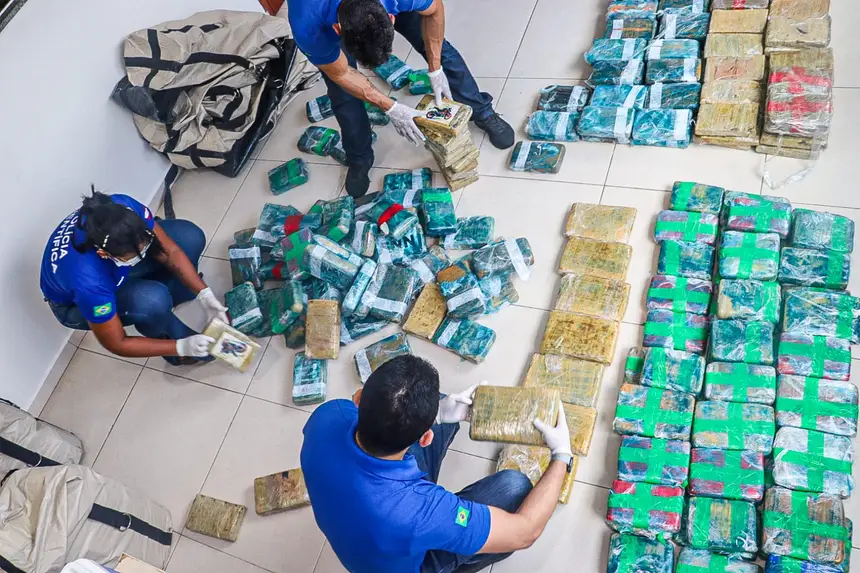 Imagem - Polícia Científica pericia mais de 500 quilos de entorpecentes apreendidos em Breves