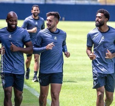 Imagem - Remo: com seis desfalques, Daniel Paulista muda esquema tático para encara o Vila Nova