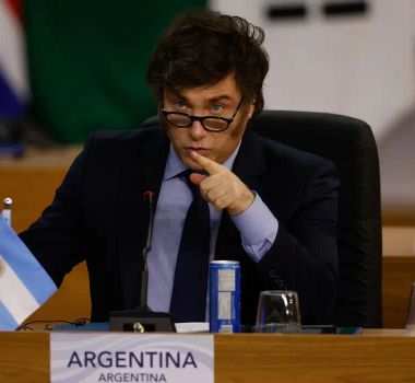Imagem - Milei restringe imigração e permanência de estrangeiros na Argentina