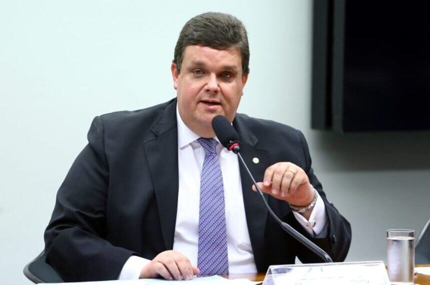 O ministro da Previdência Social, Wolney Queiroz Maciel.