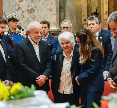 Imagem - Milhares de uruguaios se despedem de Pepe Mujica em funeral