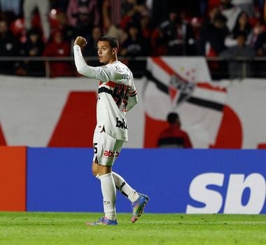 Imagem - São Paulo empata com Libertad e garante vaga nas oitavas da Libertadores