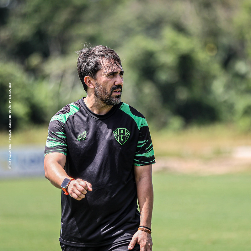 Imagem - Luizinho explica apagão do Paysandu contra o América-MG: 'Muitos jogadores no limite'