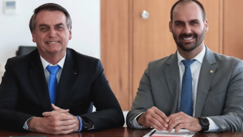 Imagem - Bolsonaro diz que 'banca' deputado Eduardo nos EUA com pix de doações