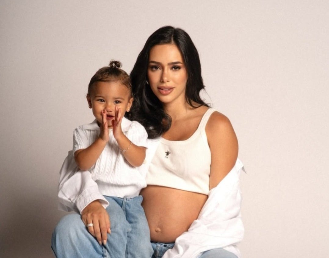 Bruna Biancardi posando com a filha Mavie -