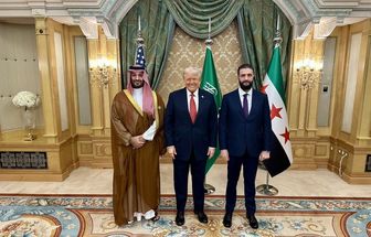 Trump anuncia fim das sanções à Síria após queda de Assad e formação de novo governo