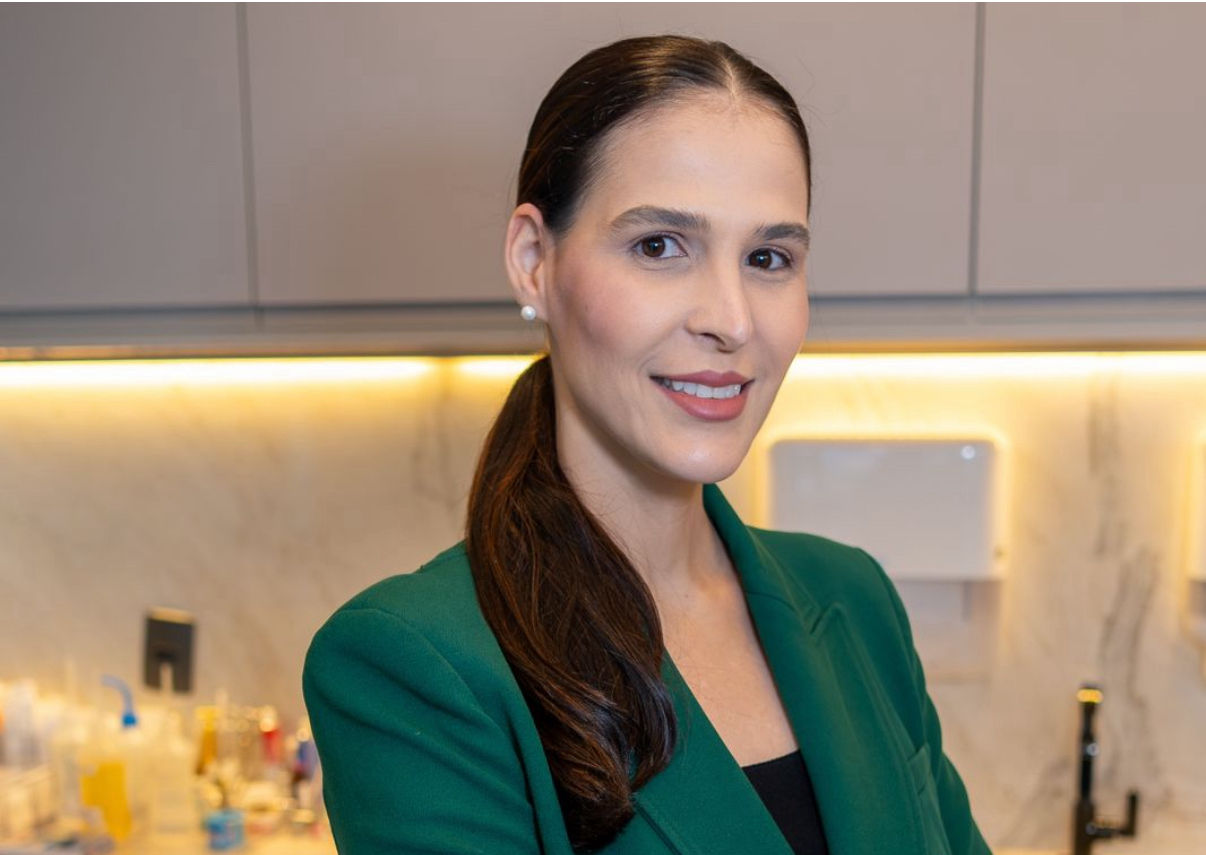 Dra. Caroline Palheta, pioneira, em Belém, no lançamento de cursos práticos para médicos pelo ICP - Ensino e Pesquisa