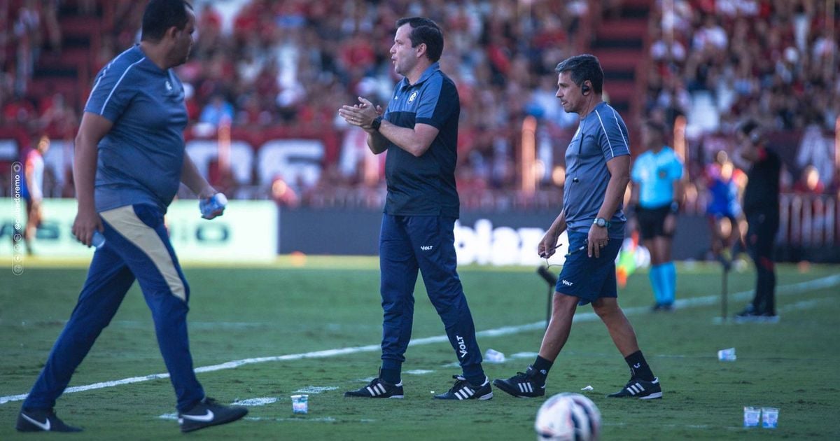 Erro da arbitragem foi decisivo no resultado, diz Daniel Paulista após empate polêmico do Remo