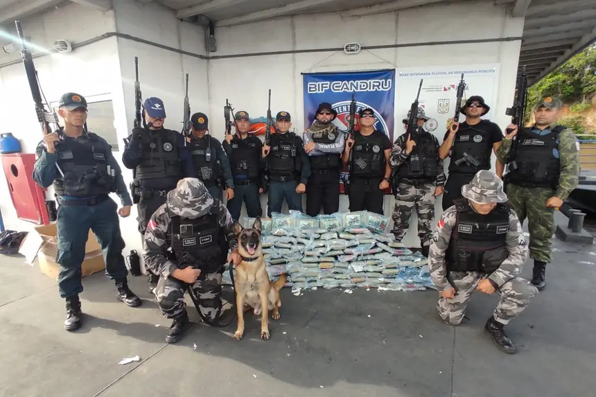 Imagem - Cão farejador ajuda a apreender 130 kg de supermaconha no Baixo Amazonas