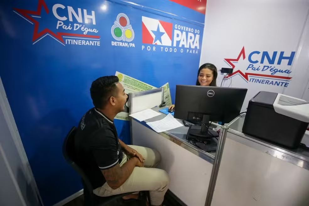 Imagem - CNH Pai D'égua: Cobradores de ônibus recebem passaporte nesta segunda; confira