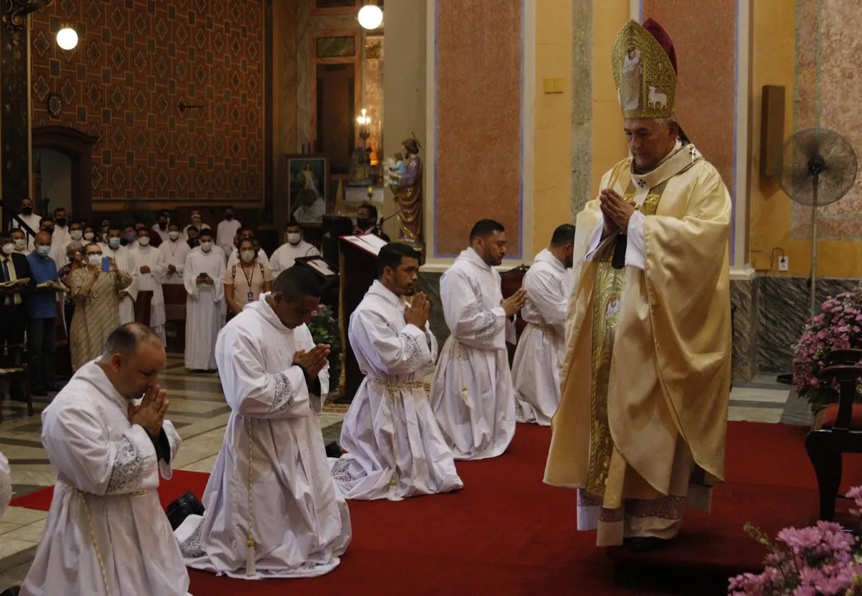 A Ordenação Presbiteral foi de 18 novos padres, que irão atuar nas paróquias da Arquidiocese de Belém a partir deste mês.