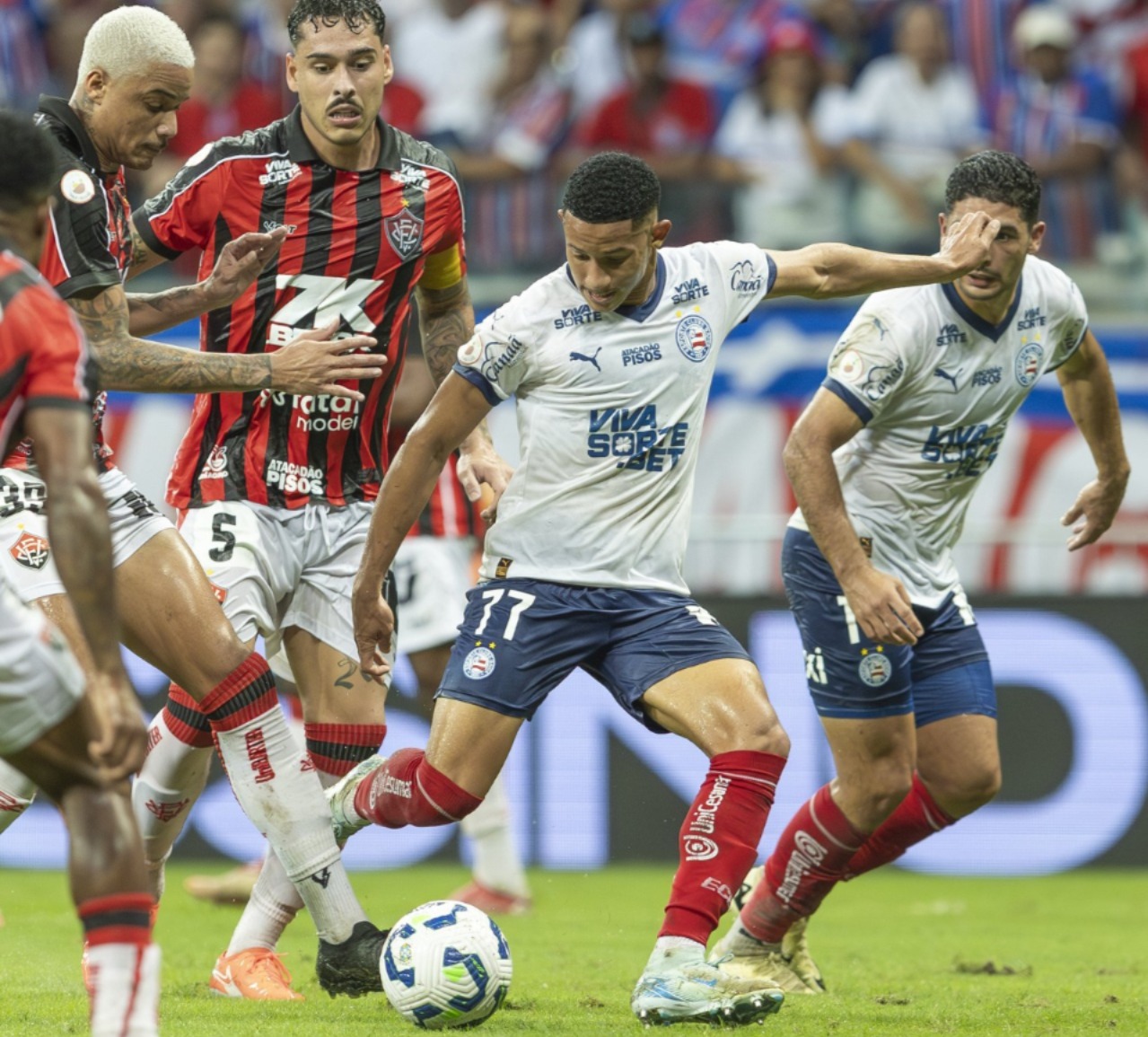 Tricolor venceu o Leão na Arena Fonte Nova - 