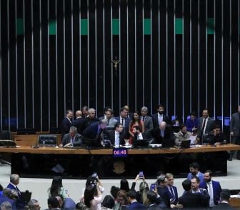 Imagem - Câmara aprova urgência para PL que proíbe desconto automático no INSS