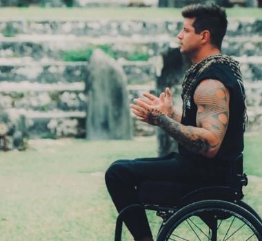 Imagem - Ex-BBB Fernando Fernandes caminha após 15 anos paraplégico: 'milagre'