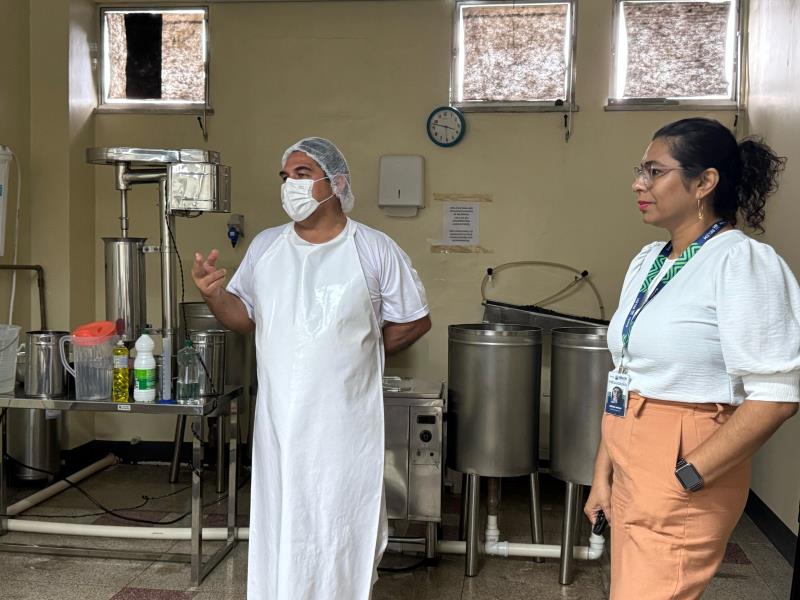 Imagem - Batedores de açaí recebem dicas sobre práticas de higiene seguras