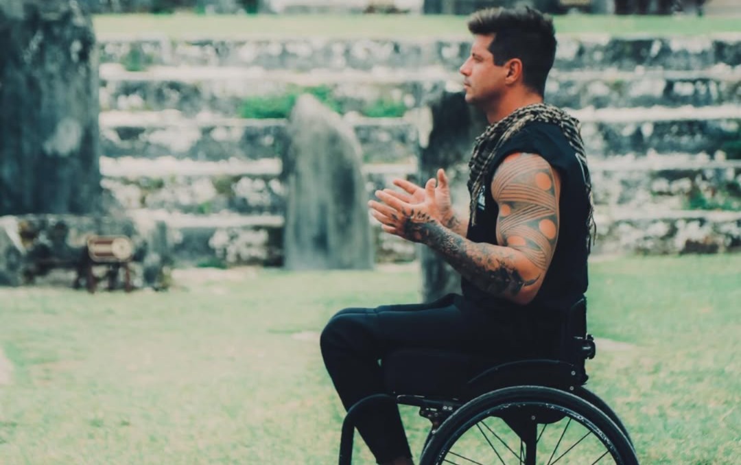 Imagem - Ex-BBB Fernando Fernandes caminha após 14 anos paraplégico: 'milagre'