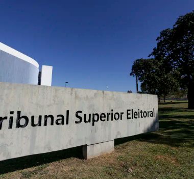 Imagem - AGU pede que Polícia Federal investigue racismo contra ministra do TSE