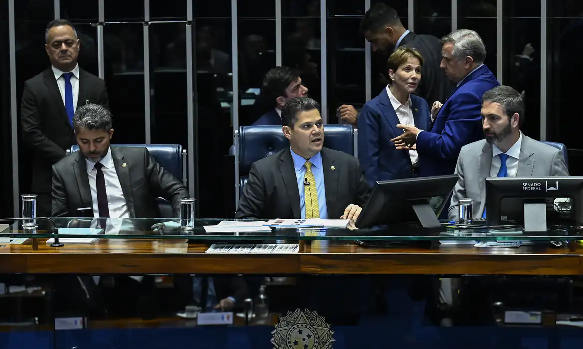 Imagem - Senado aprova novo marco para o licenciamento ambiental no país