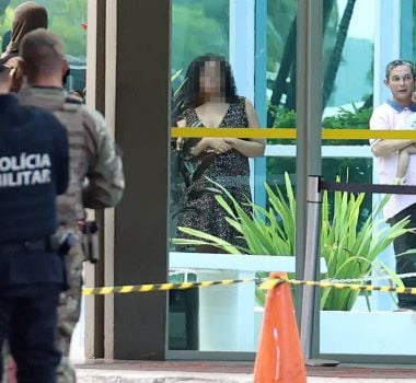 Imagem - Homem é preso após portar explosivo em ministério