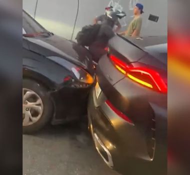 Imagem - David Luiz e Deyverson se envolvem em acidente de carro próximo ao CT do Fortaleza