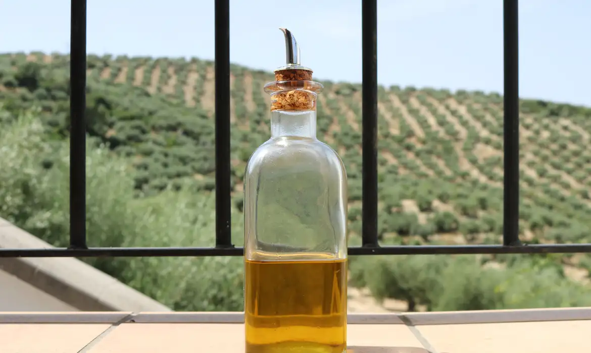 Imagem - Anvisa proíbe venda de duas marcas de azeite