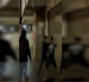 Imagem - Vídeo: professor e aluno brigam feio após confusão em sala de aula