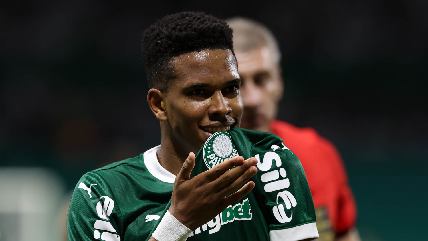 Estevão marcou dois gols na vitória do Verdão - 