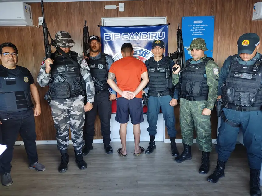 Imagem - Agentes da Base Candiru cumprem mandado de prisão e apreendem arma de fogo durante fiscalizações