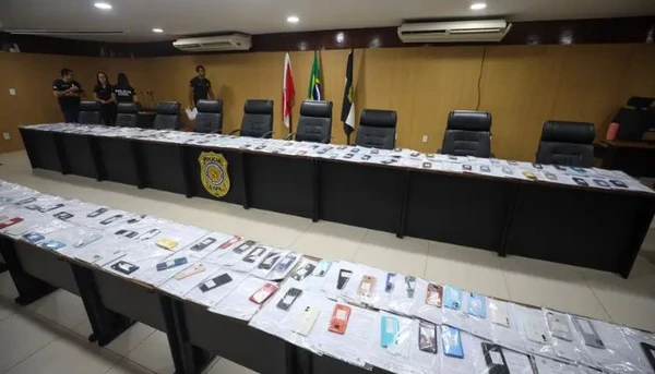 Operação Reconecta: Polícia Civil devolve 200 celulares roubados a vítimas em Belém