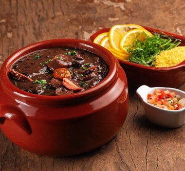 Imagem - 5 receitas fáceis e deliciosas de feijoada vegana