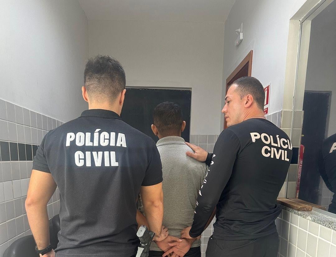Equipes da Delegacia de Muaná deram cumprimento a um mandado de prisão preventiva contra um conselheiro tutelar do Pará.