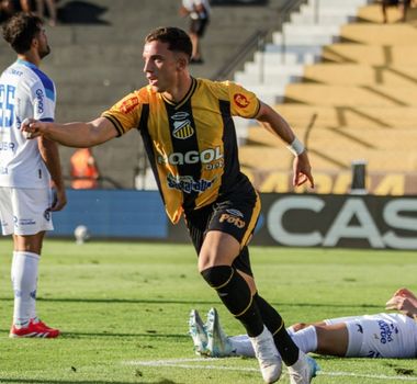 Imagem - Erros da zaga bicolor deixam torcida do Paysandu na bronca; assista
