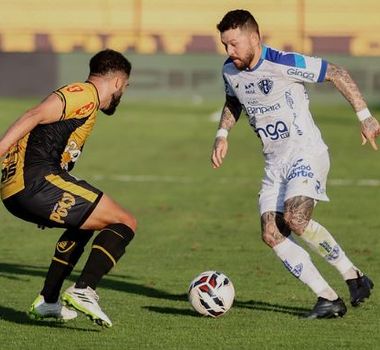 Imagem - Paysandu sofre a virada do Novorizontino, perde mais uma e assume a lanterna da Série B